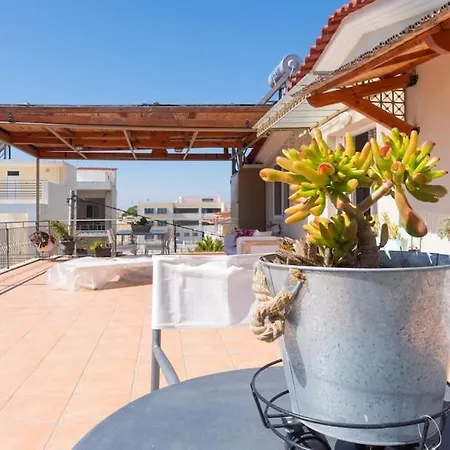 Sunny Loft Near The Sea *
