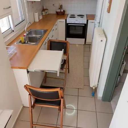 Sunny Loft Near The Sea * Farai