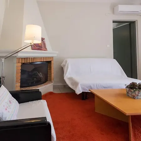 Apartment Sunny Loft Near The Sea Farai