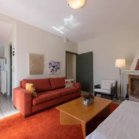 Apartment Sunny Loft Near The Sea *